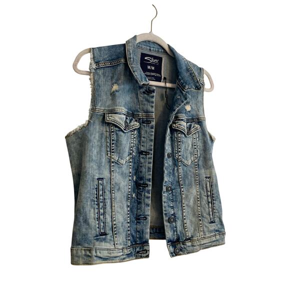 NWT Silver Jeans Co Mid Wash Denim Button Up Distressed Western Vest Size Medium - Picture 3 of 16